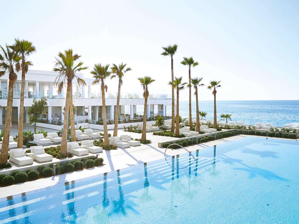 White Palace,Grecotel
